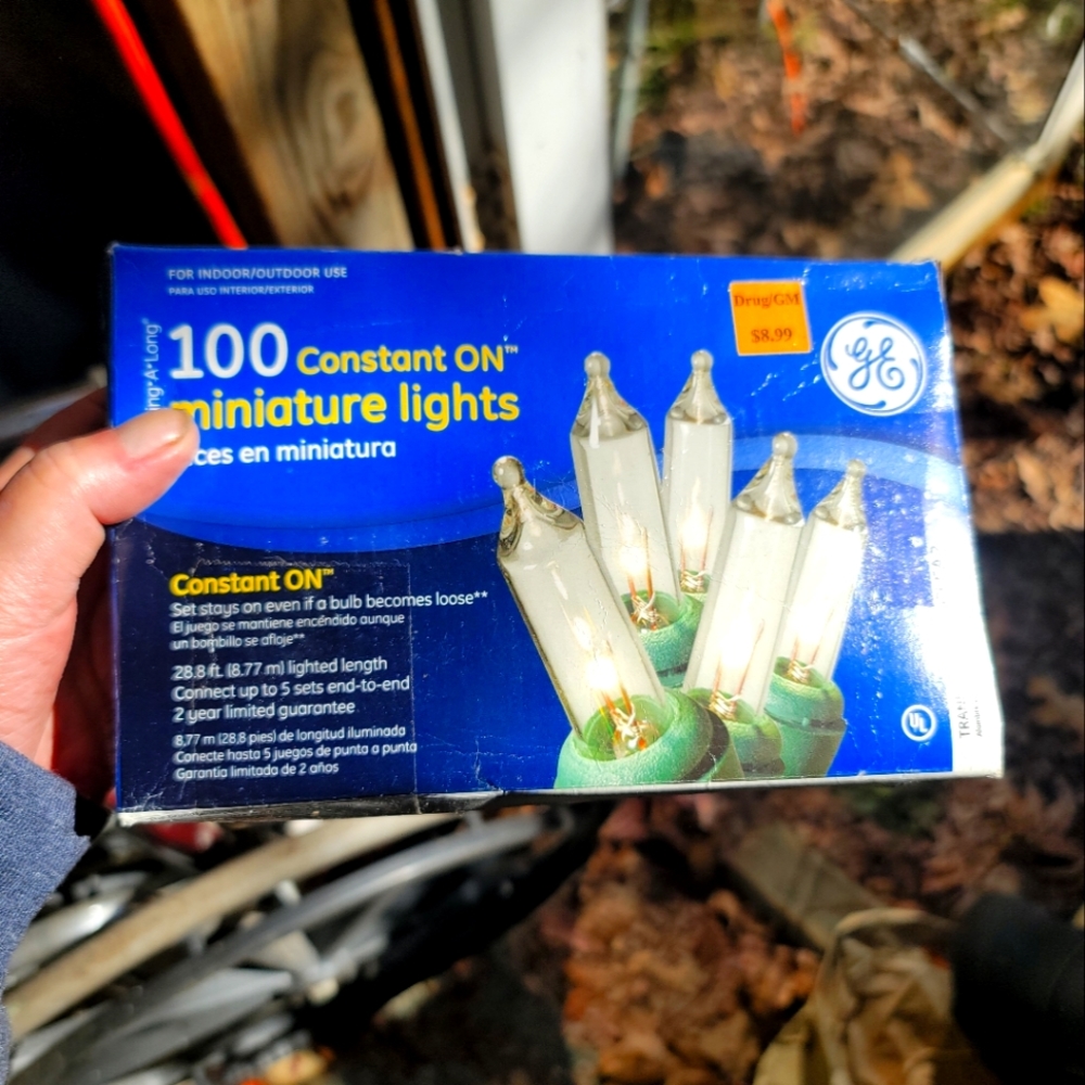 GE Mini White Christmas string 100 light NOS Stay on